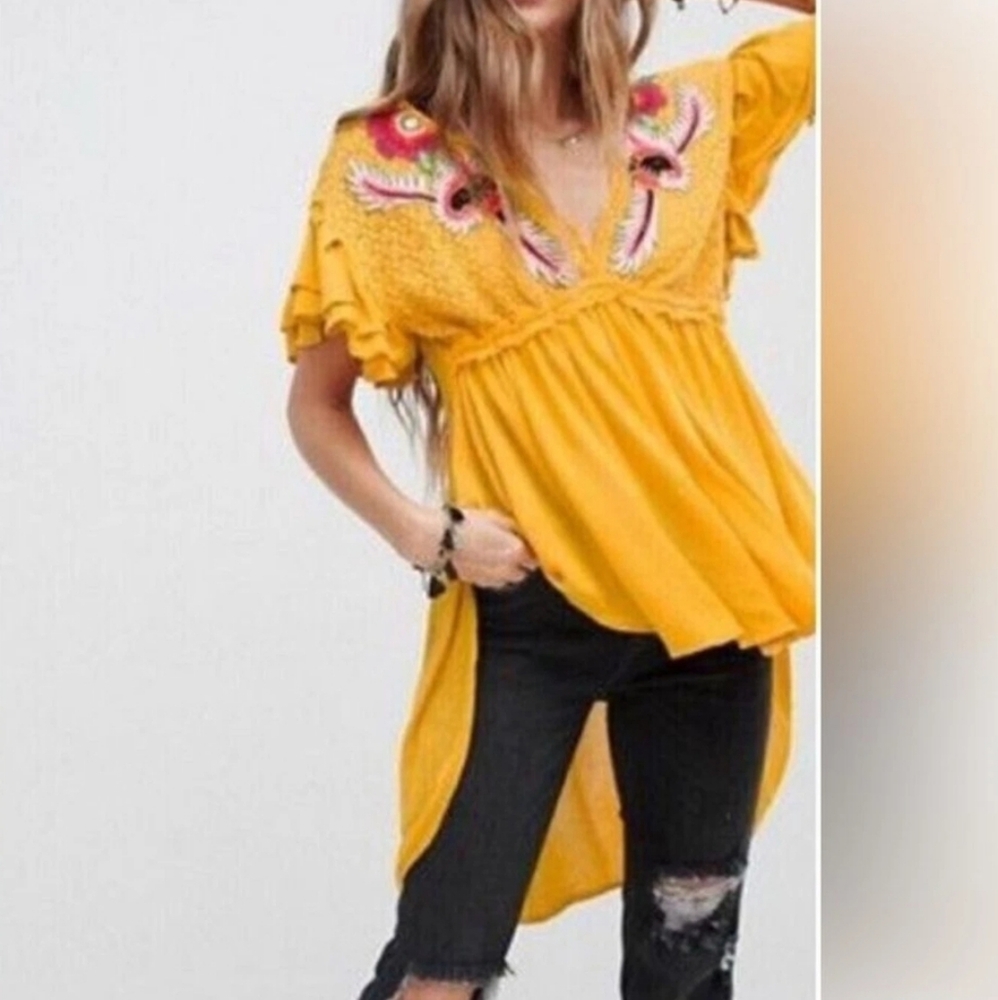 NWOT Free People Fiesta Nueva Embroidered Tunic Top Yellow XS Oversized